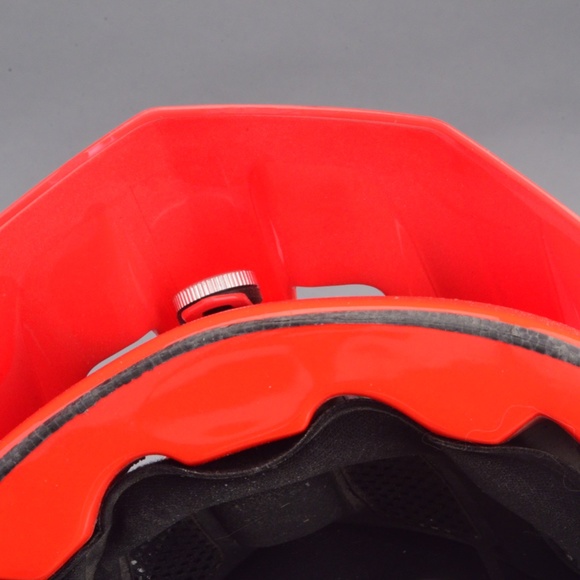 7iDP M4 Helmet Size: Small/Medium - Picture 2 of 16